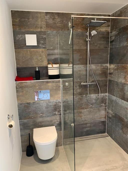 Lovely 1-Bedroom Appartement Le Joyau With Indoor Pool And Sauna Lasne ภายนอก รูปภาพ