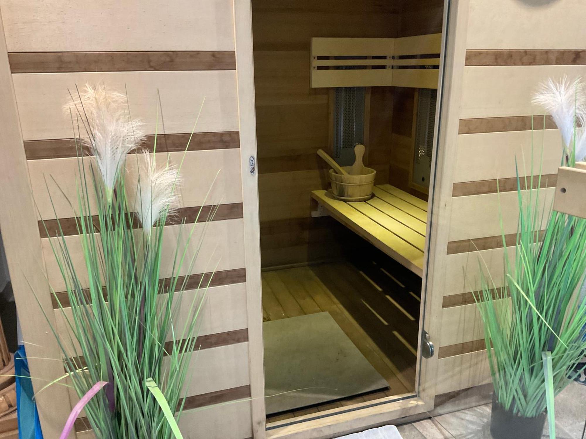 Lovely 1-Bedroom Appartement Le Joyau With Indoor Pool And Sauna Lasne ภายนอก รูปภาพ